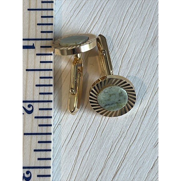 Cufflinks Gold Tone with Green Jade Colored Stone - Picture 3 of 3